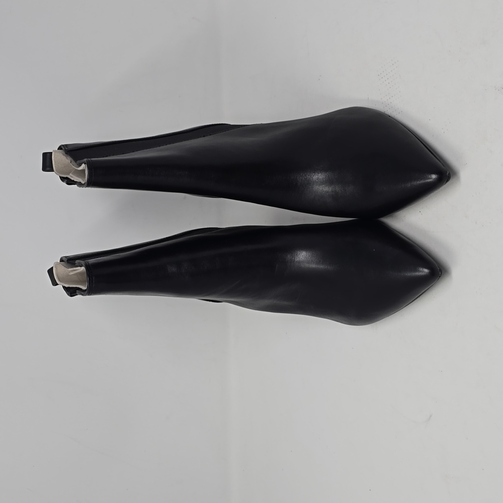 Calvin Klein Feli Chelsea Black Leather Boots Size 9 - Picture 2 of 6
